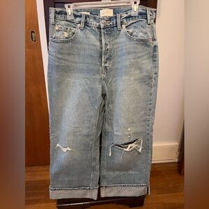 Universal Thread Blue Distressed Women's Jeans NWOT